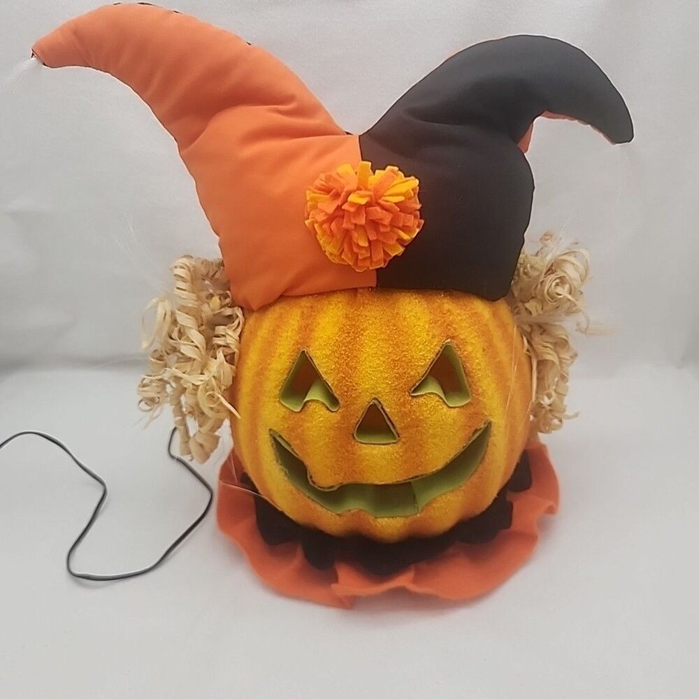 Figure Pumpkin Lighted Fiber Optic Black & Orange Jester Hat Karen Didion Origin